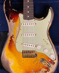 Fender 2023 Custom Shop Wildwood 10 61 Stratocaster Super Heavy Relic Faded 3 Tone Sunbusrt